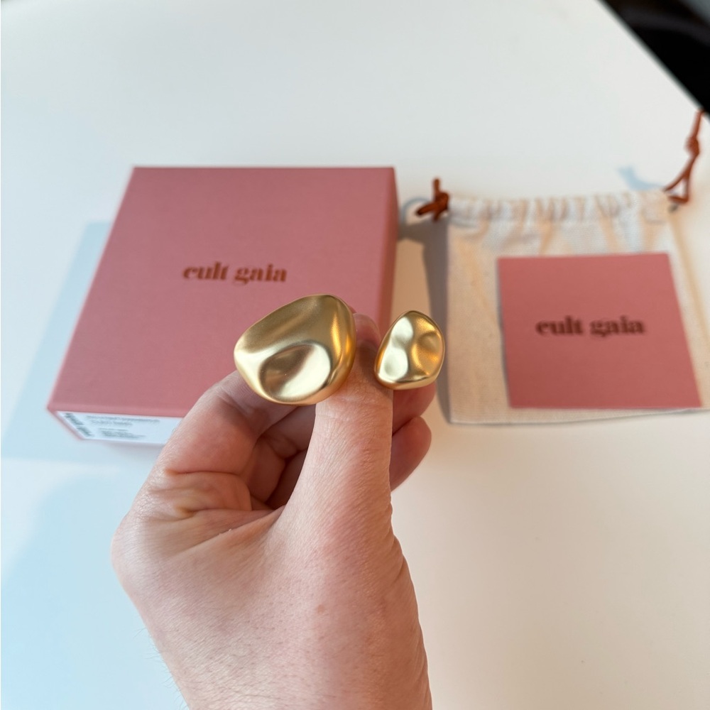 Cult Gaia Gold Cleo Ring NWT Matte Brass